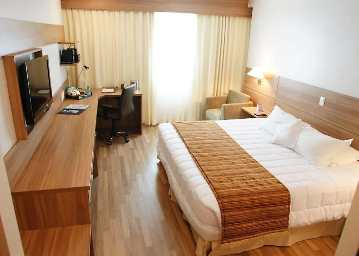 Hotel Everest 4*